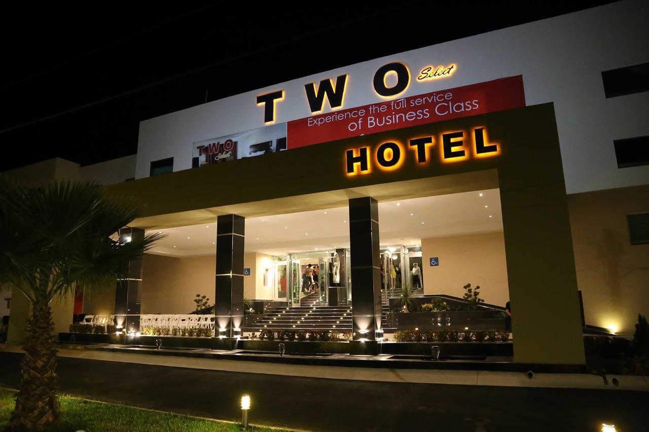 Two Select 3* Culiacán